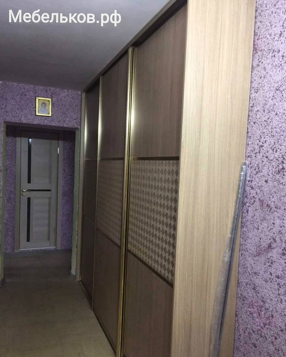 Встроенный шкаф купе В10